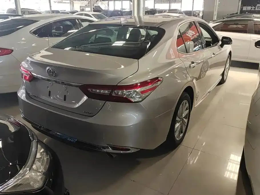 Toyota Camry 2023 из CN, фото 9