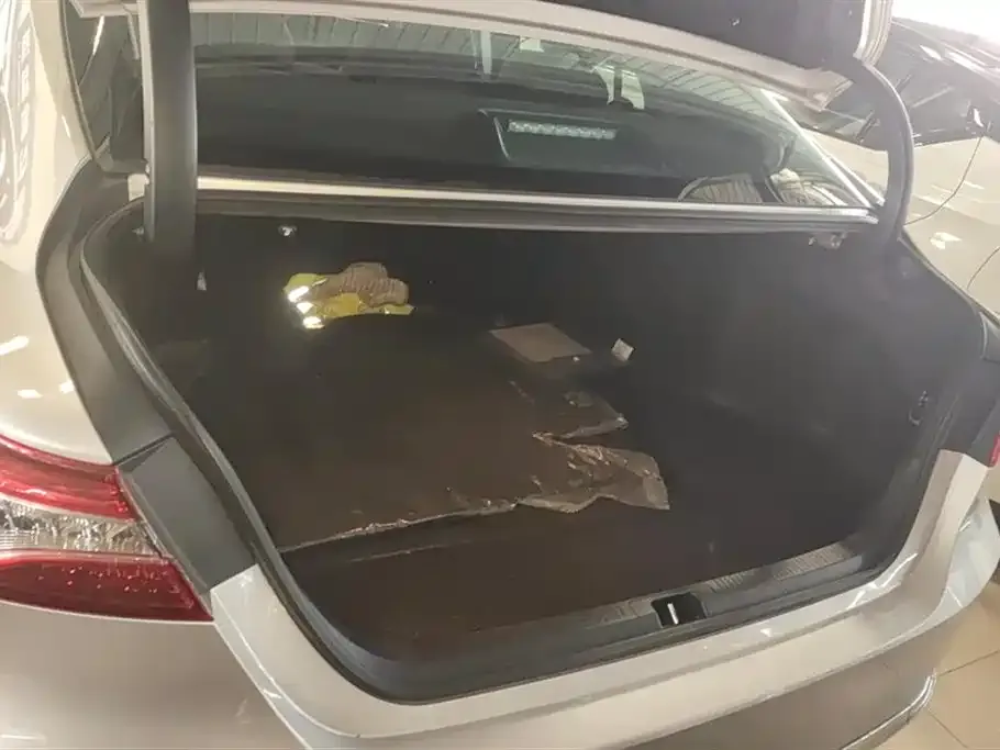 Toyota Camry 2023 из CN, фото 3