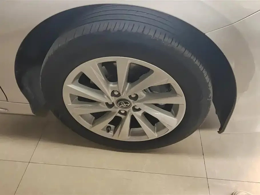 Toyota Camry 2023 из CN, фото 8