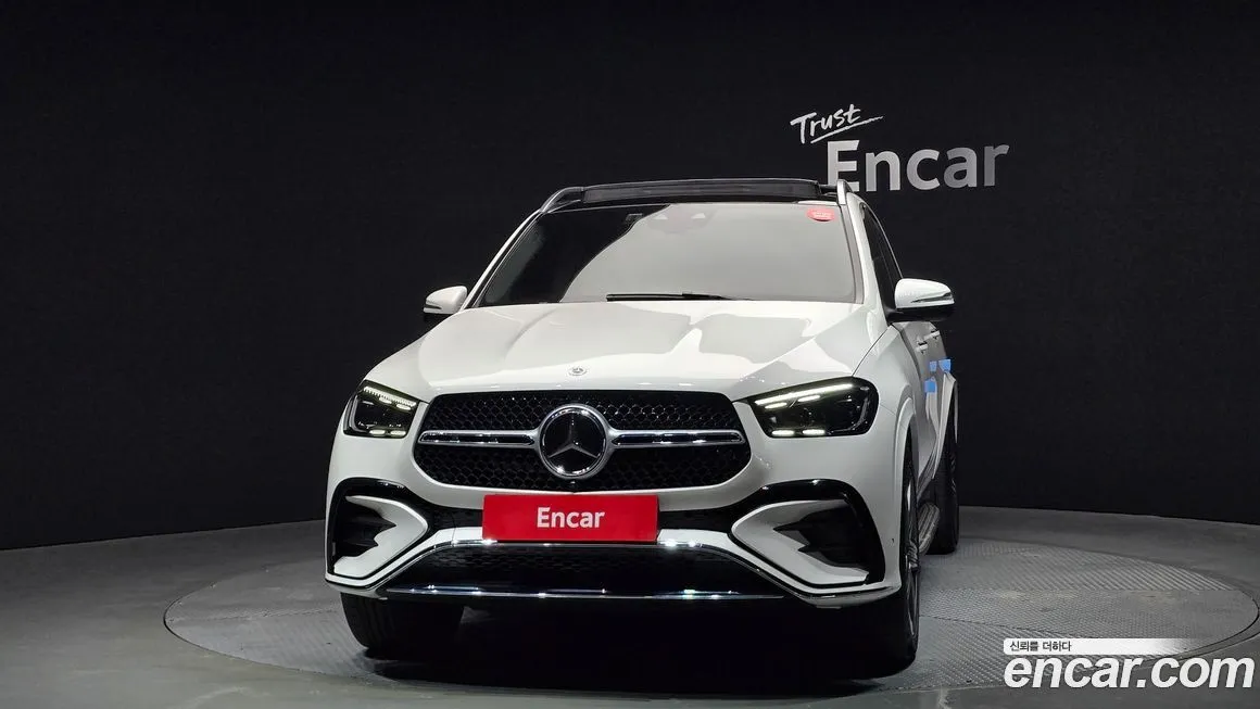 Mercedes-Benz GLE-Class — фото 5