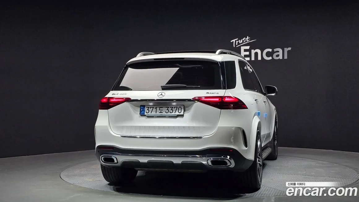 Mercedes-Benz GLE-Class — фото 4