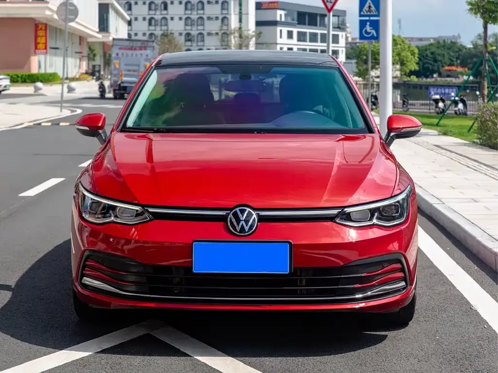 Volkswagen Golf 2022 из CN, фото 10