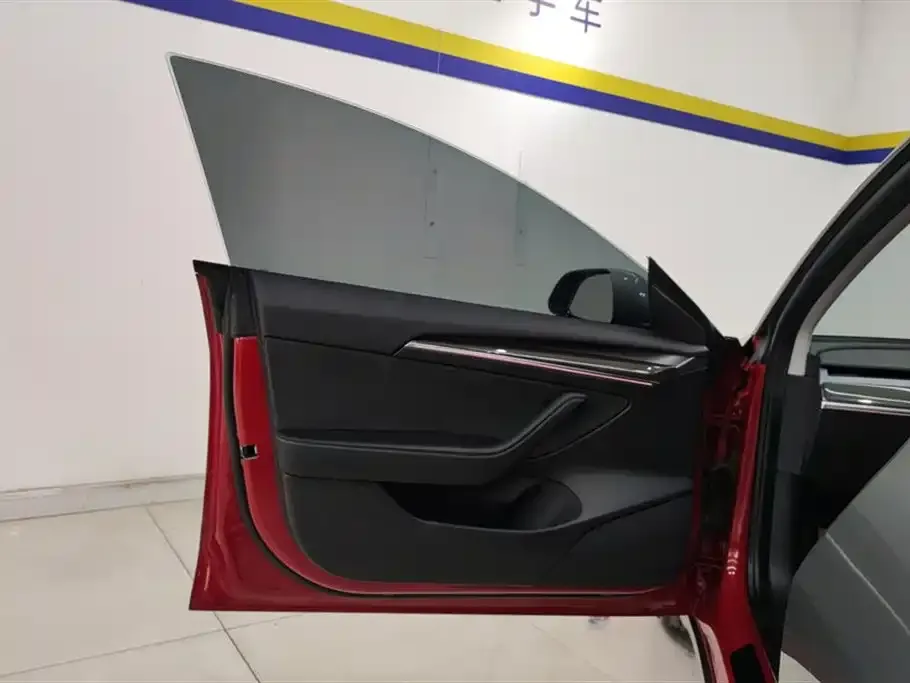 Tesla Model 3 2023 из CN, фото 7