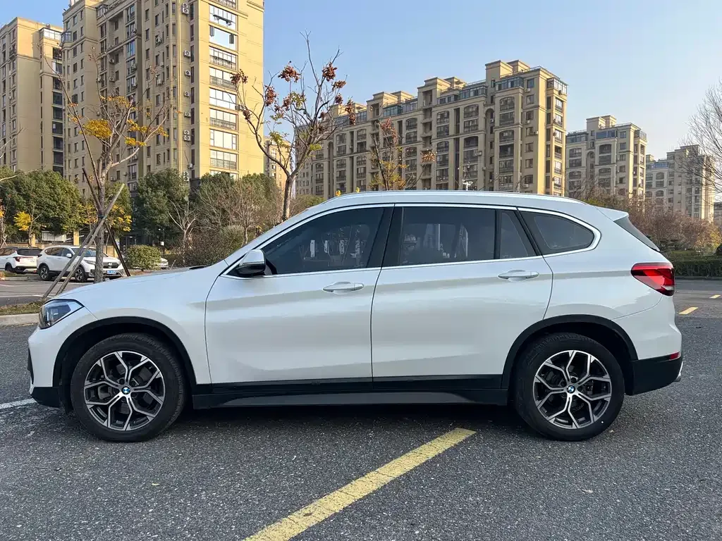 BMW X1 2023 из CN, фото 8