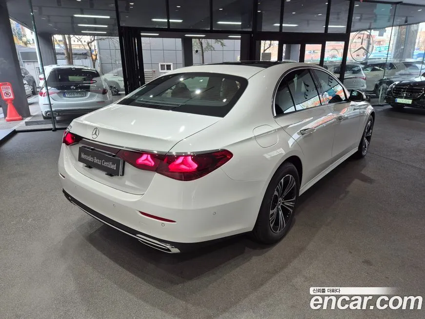 Mercedes-Benz E-Class 2026 из KR, фото 8