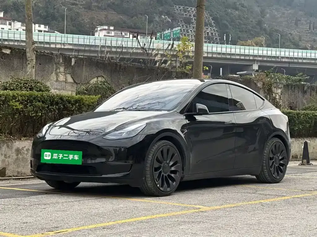 Tesla Model Y 2023 из CN, фото 1