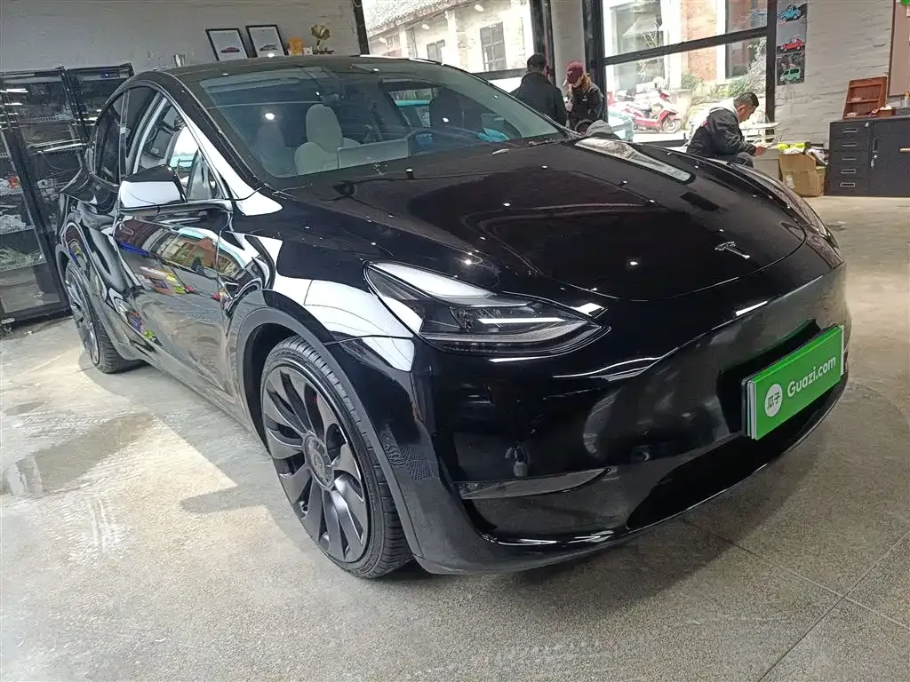 Tesla Model Y 2023 из CN, фото 10