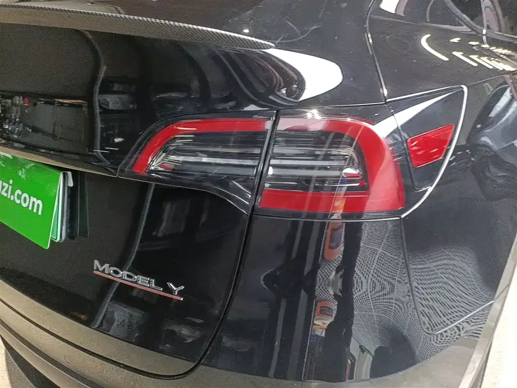 Tesla Model Y 2023 из CN, фото 9