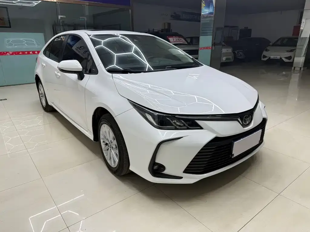Toyota Corolla 2021 из CN, фото 3