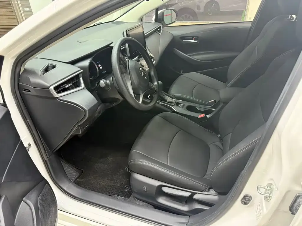 Toyota Corolla 2021 из CN, фото 7