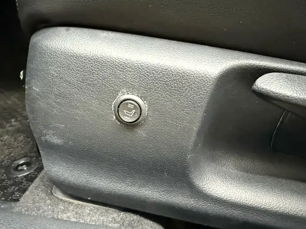 Toyota Corolla 2021 из CN, фото 8
