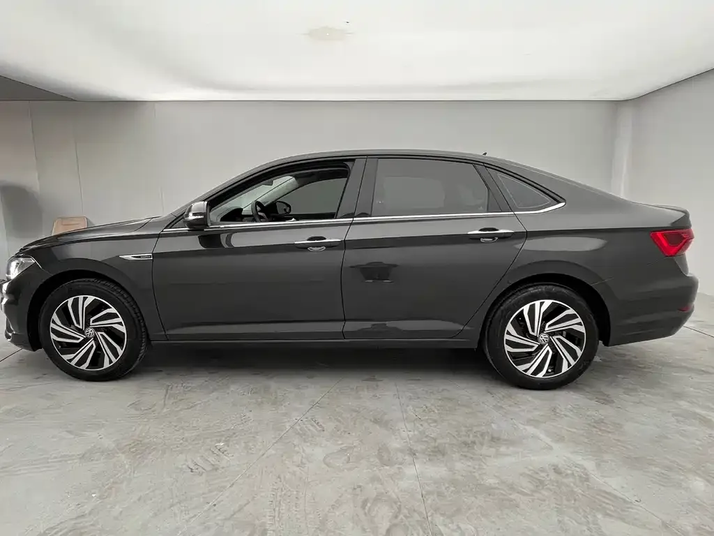 Volkswagen Sagitar 2022 из CN, фото 4