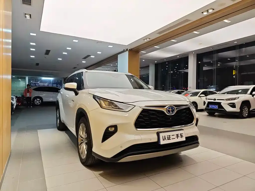 Toyota Highlander 2023 из CN, фото 10