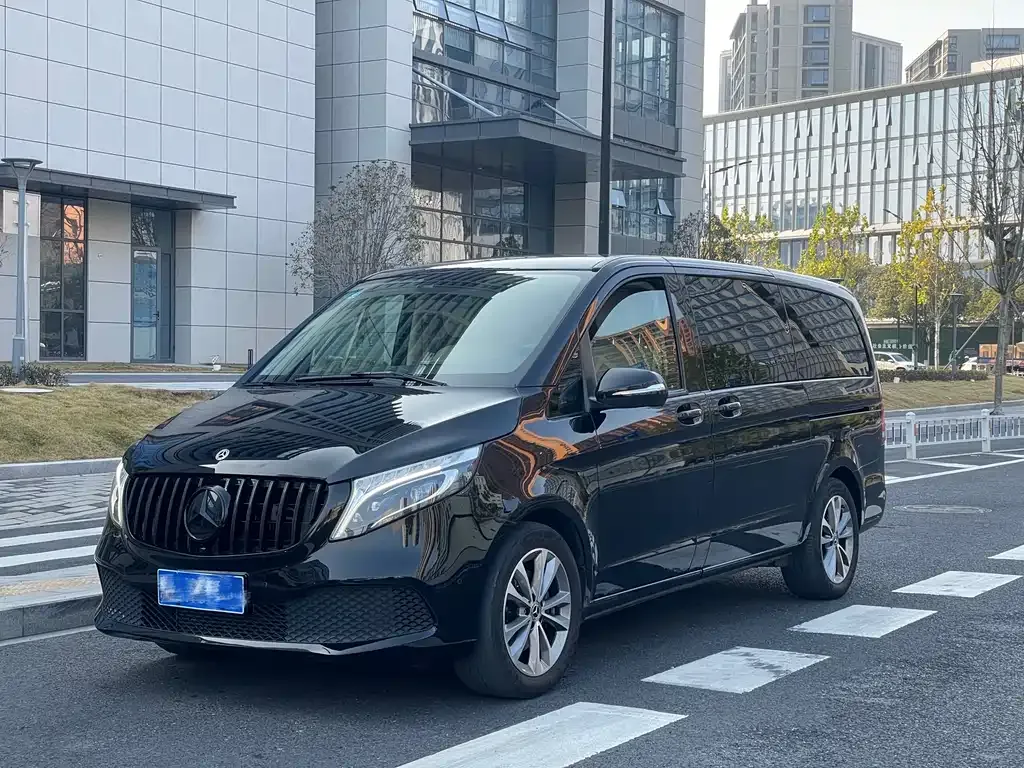 Mercedes-Benz V-Class 2022 из CN, фото 1