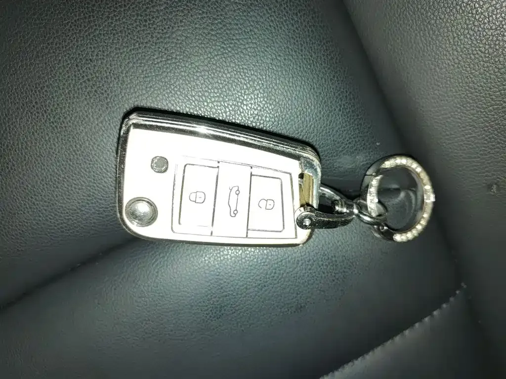Volkswagen Tharu 2021 из CN, фото 9