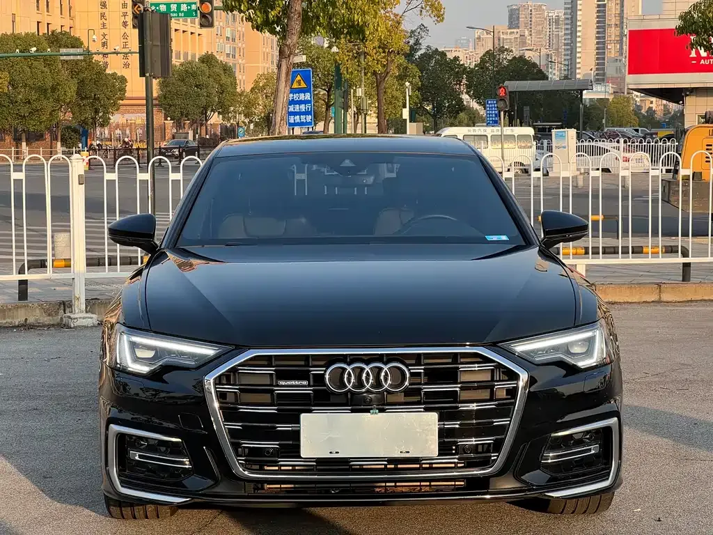 Audi A6L 2025 из CN, фото 6