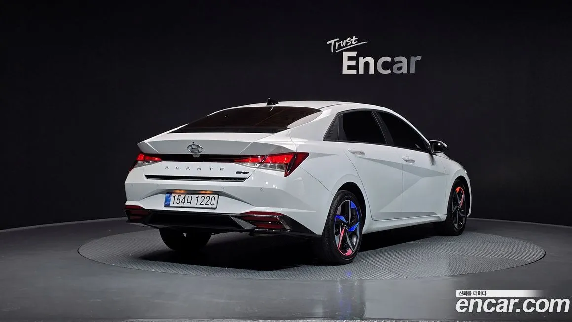 Hyundai AVANTE — фото 2