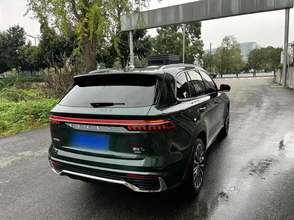 Geely Xingyue L — фото 9