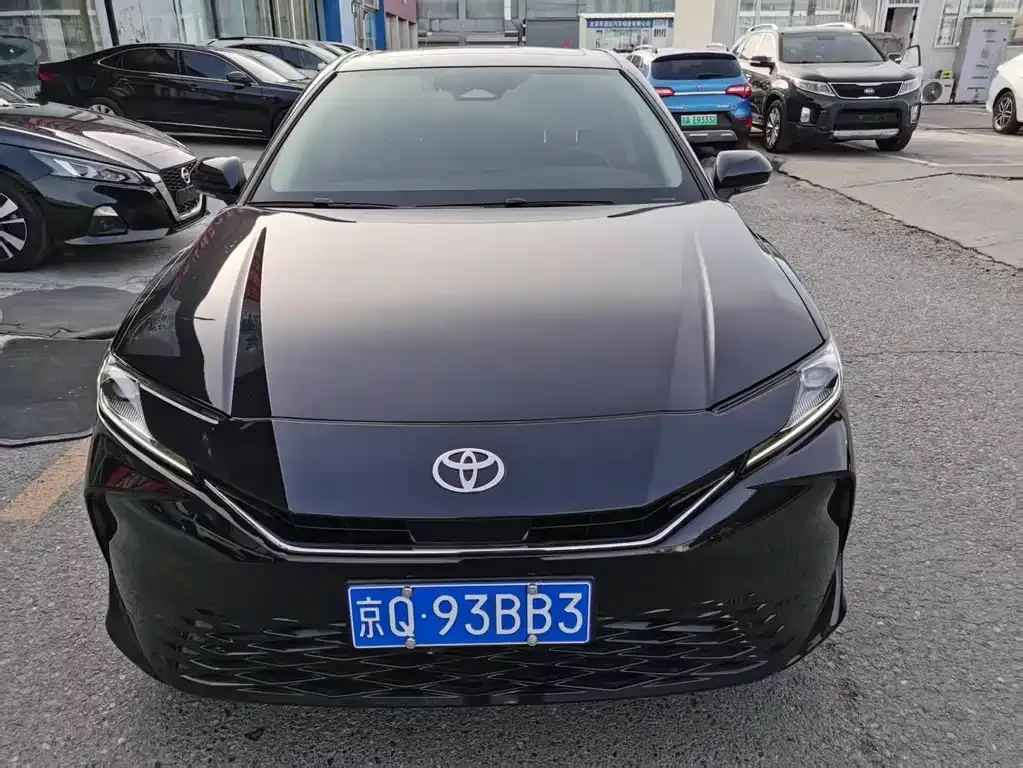 Toyota Camry 2025 из CN, фото 3
