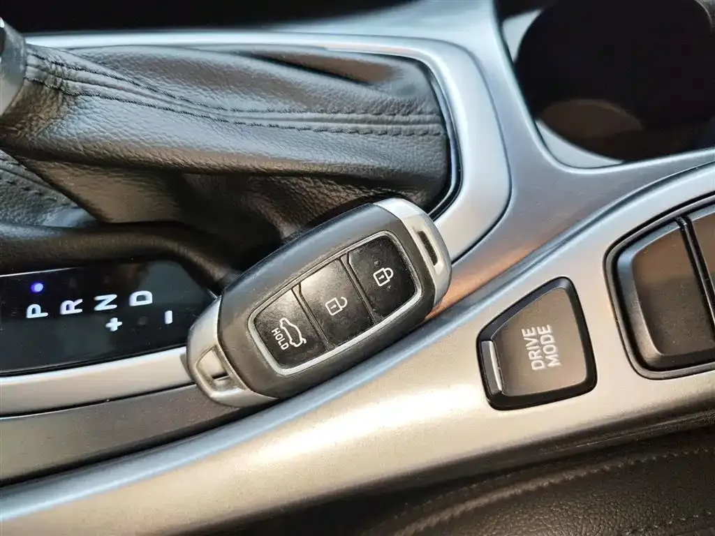 Hyundai Fista — фото 9