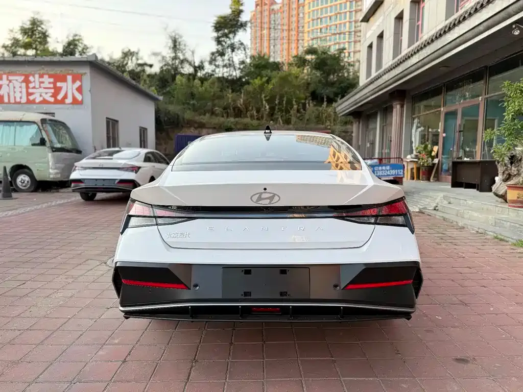 Hyundai Elantra 2025 из CN, фото 4