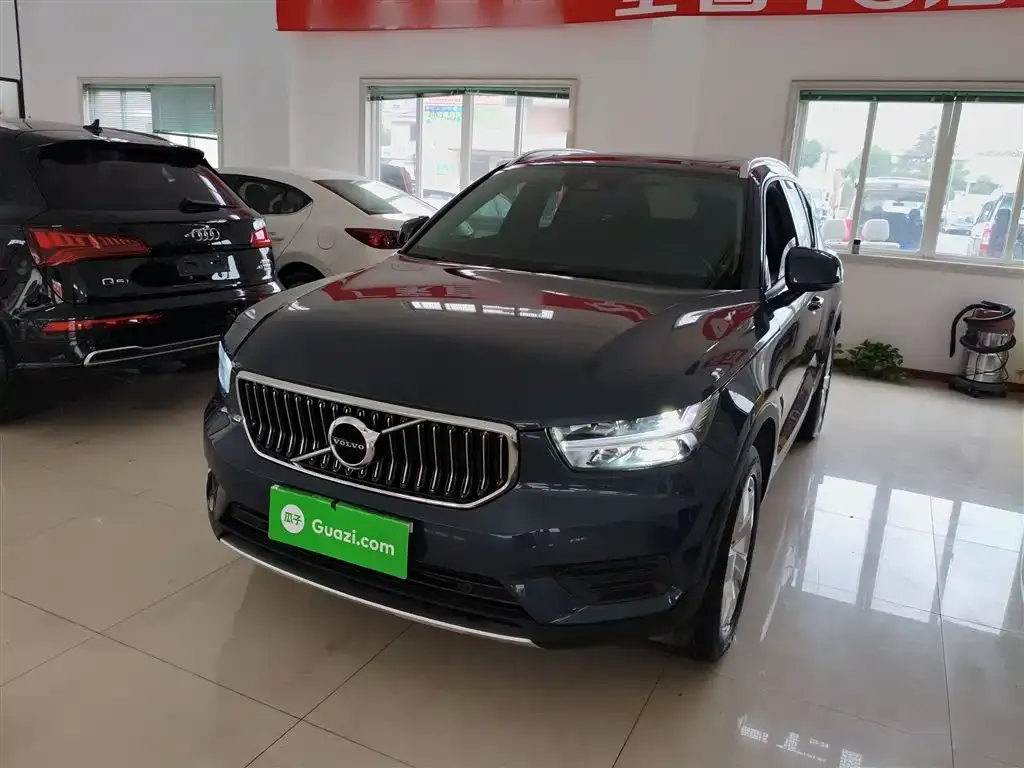 Volvo XC40 2022 из CN, фото 1