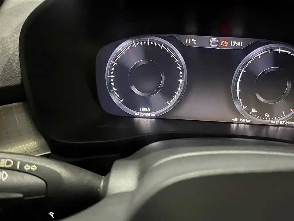 Volvo XC40 2022 из CN, фото 3