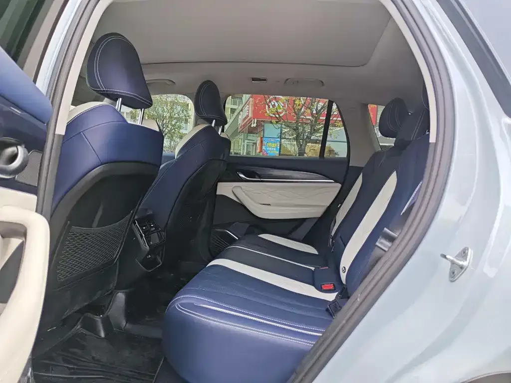 Geely Xingyue L 2022 из CN, фото 6