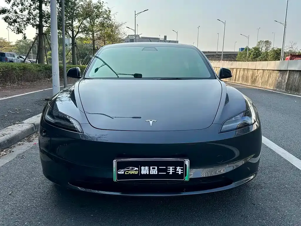 Tesla Model 3 — фото 2