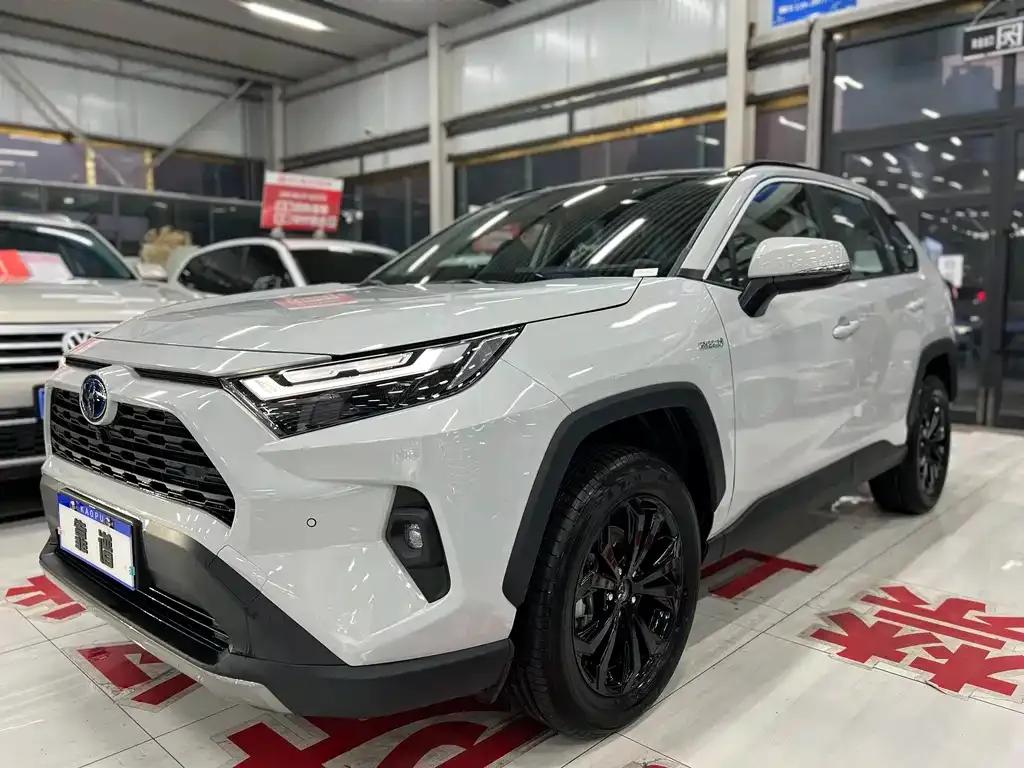 Toyota RAV4 2026 из CN, фото 1