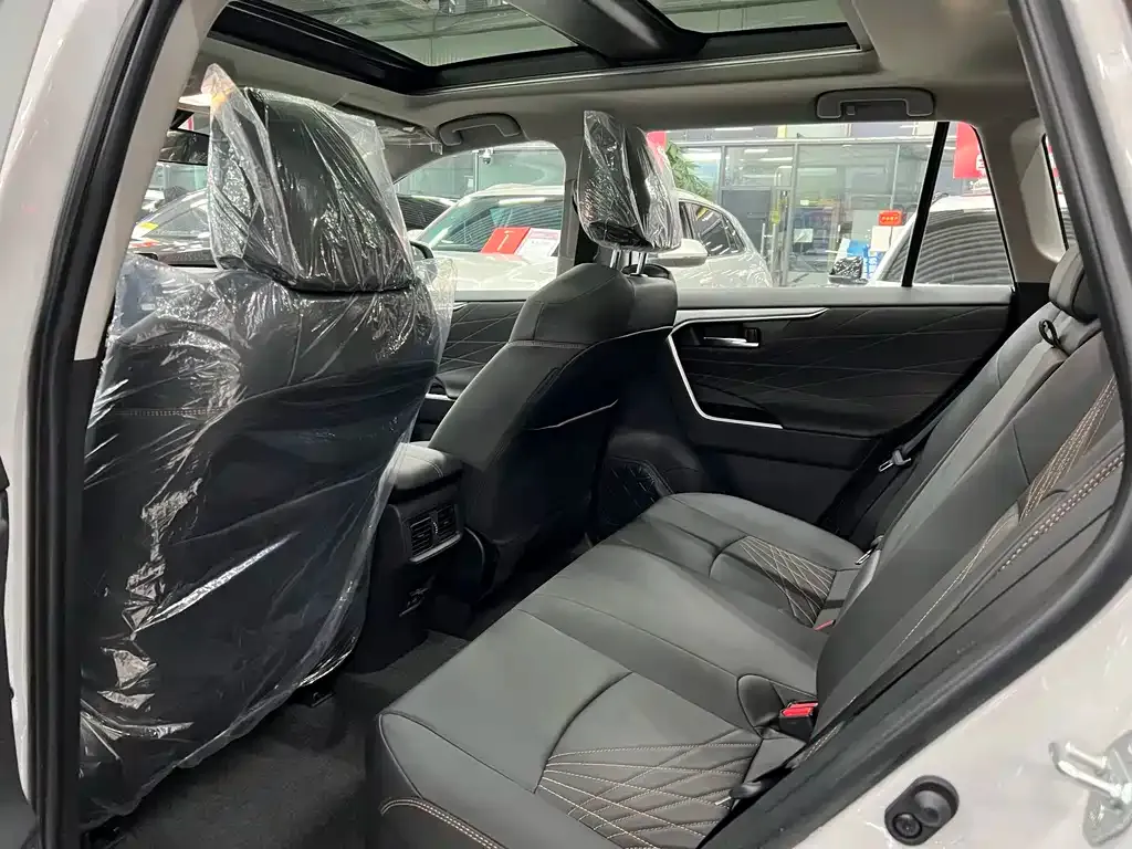 Toyota RAV4 2026 из CN, фото 5