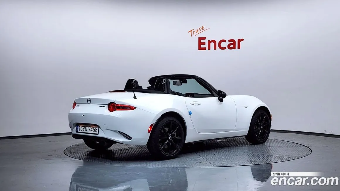 Mazda MX-5 Miata — фото 2