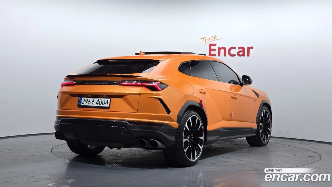 Lamborghini Urus 2021 из KR, фото 2