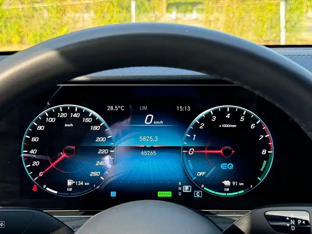 Mercedes-Benz E-Class New Energy 2022 из CN, фото 3