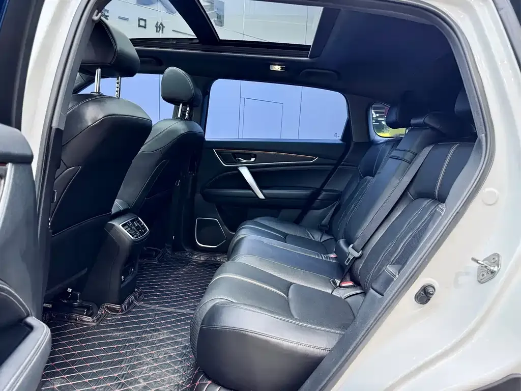 Honda UR-V 2023 из CN, фото 10