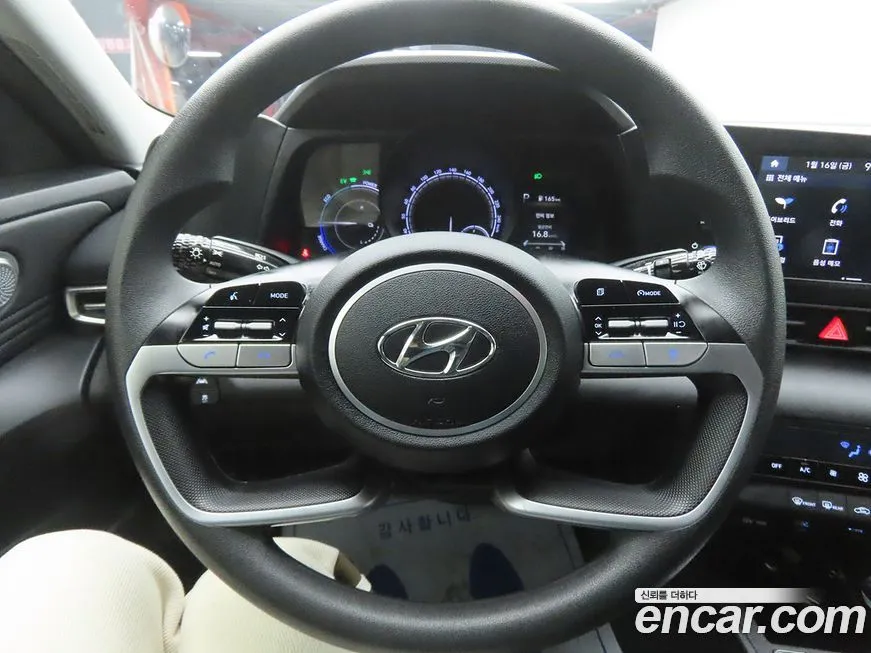 Hyundai AVANTE — фото 6