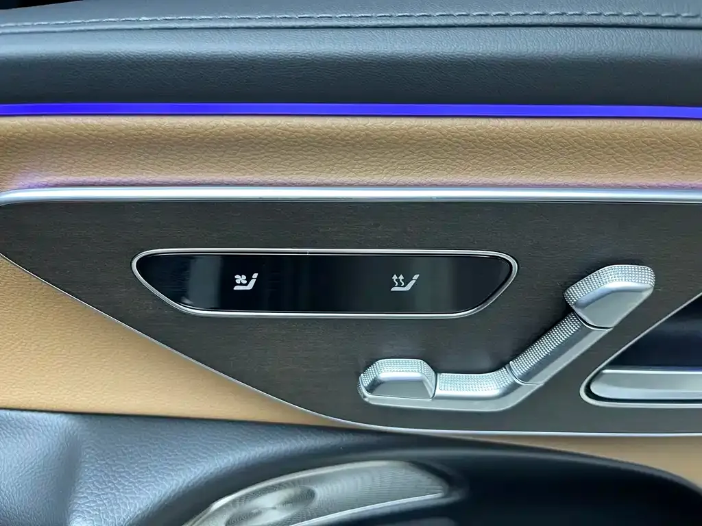 Mercedes-Benz E-Class 2024 из CN, фото 6