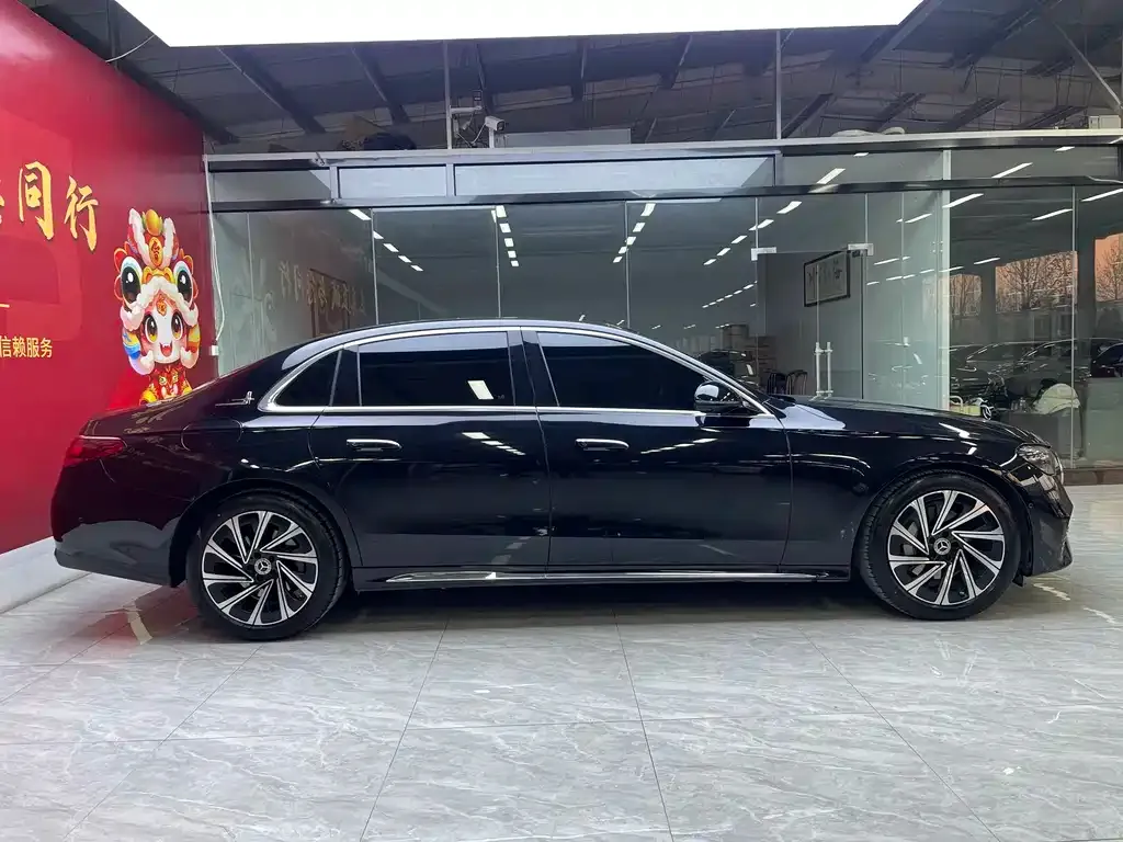 Mercedes-Benz E-Class 2024 из CN, фото 5