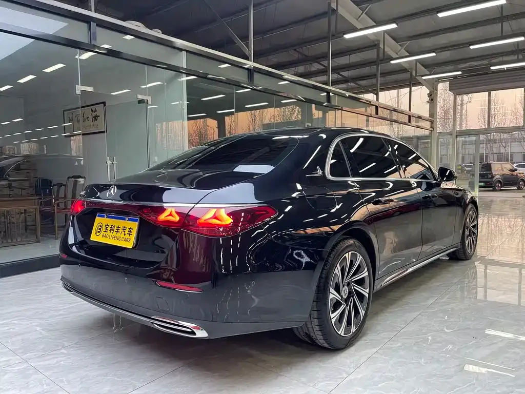 Mercedes-Benz E-Class 2024 из CN, фото 3