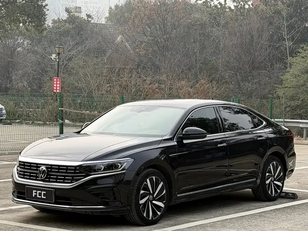 Volkswagen Passat 2022 из CN, фото 1