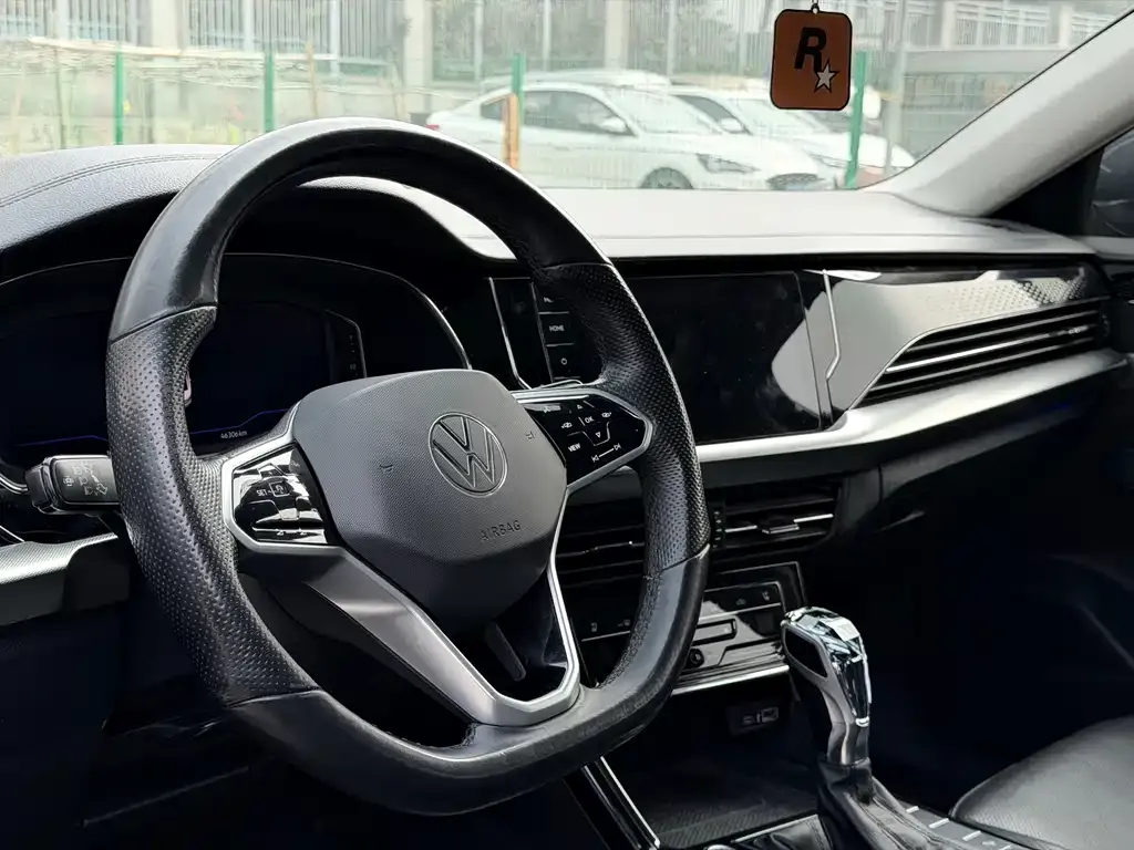 Volkswagen Passat 2022 из CN, фото 6