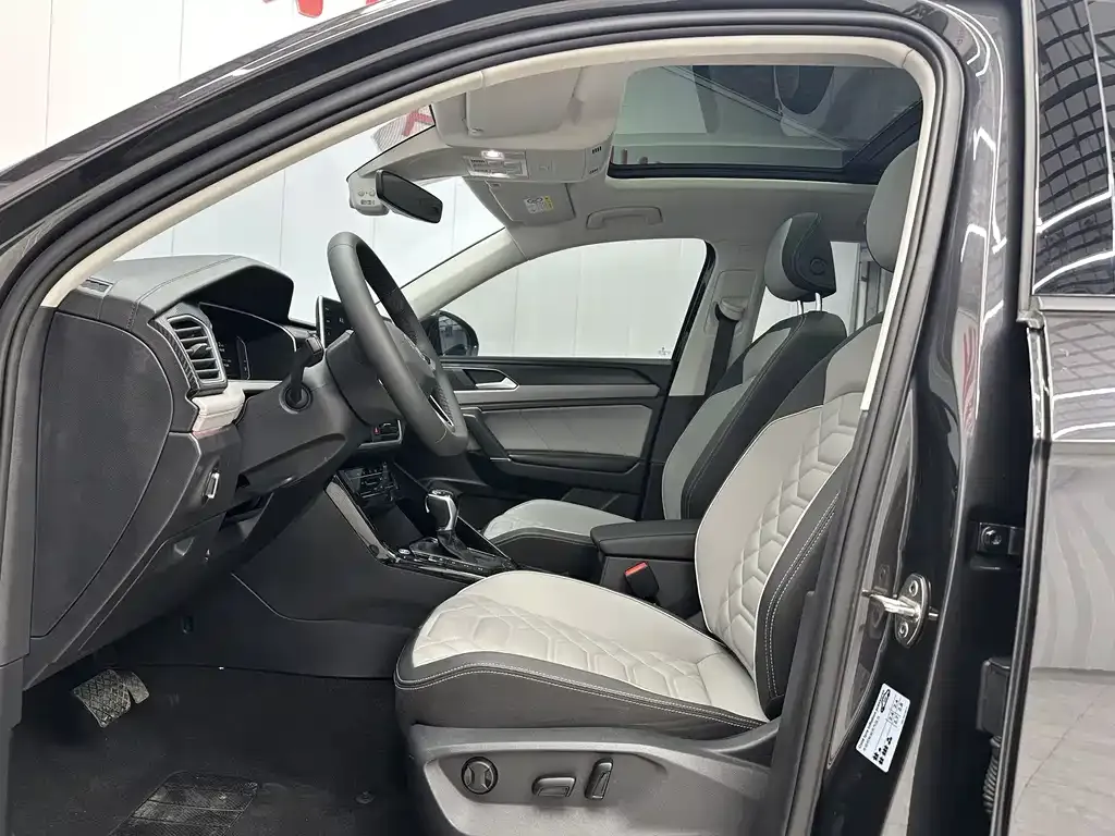 Volkswagen Tayron 2022 из CN, фото 7