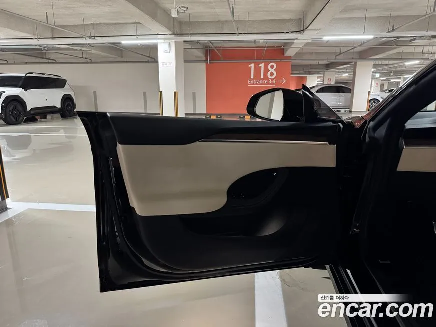 Tesla Model S 2023 из KR, фото 8