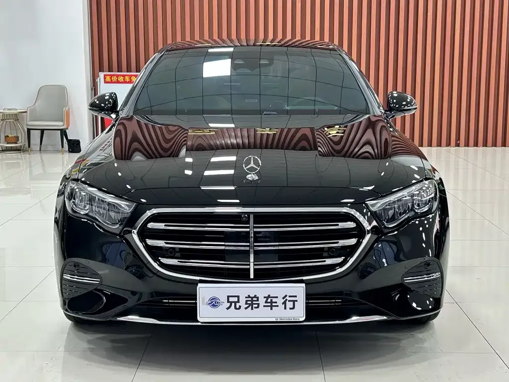 Mercedes-Benz E-Class 2025 из CN, фото 5
