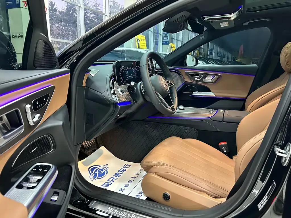 Mercedes-Benz E-Class 2025 из CN, фото 3