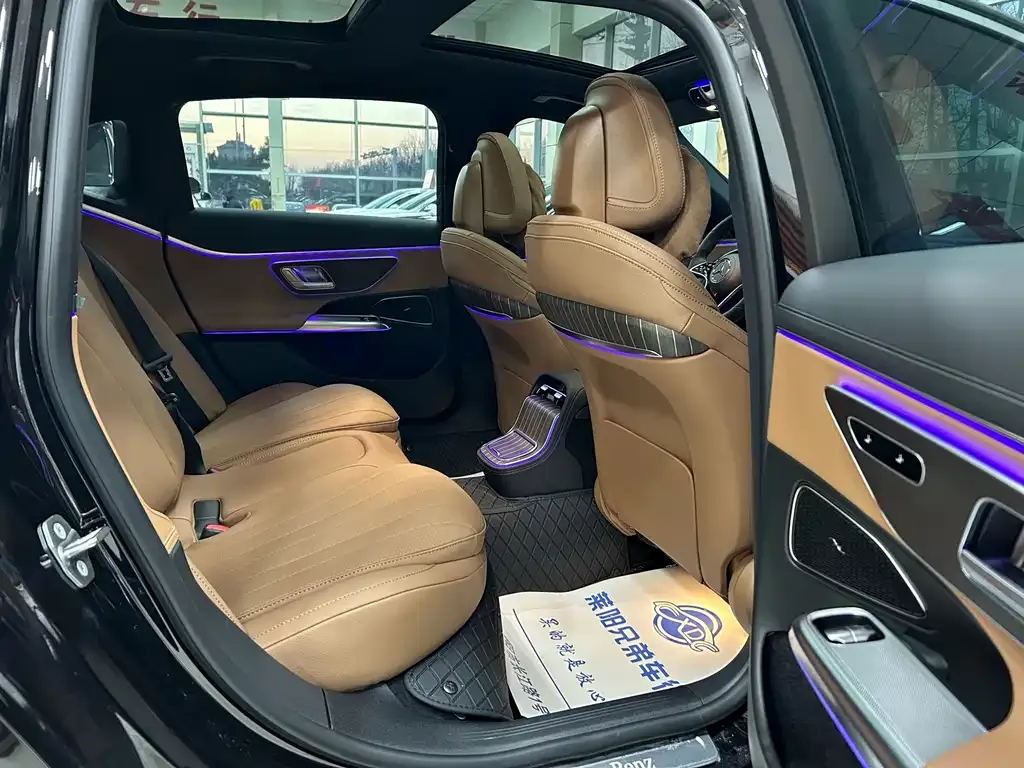 Mercedes-Benz E-Class 2025 из CN, фото 4