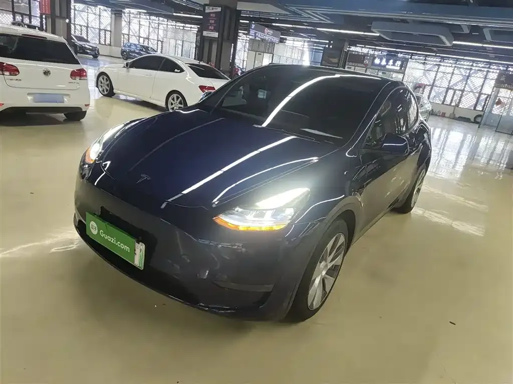 Tesla Model Y 2022 из CN, фото 2