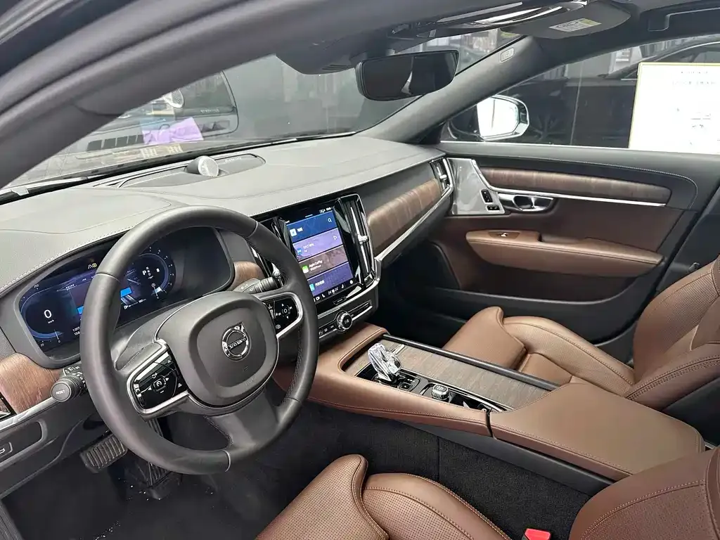 Volvo S90 2024 из CN, фото 5
