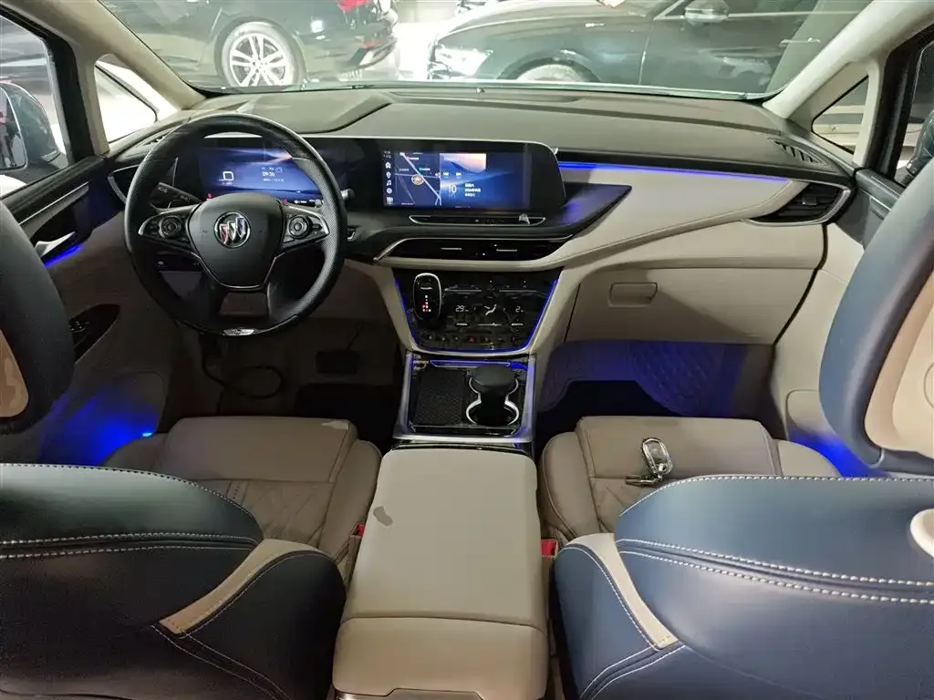 Buick GL8 2023 из CN, фото 9