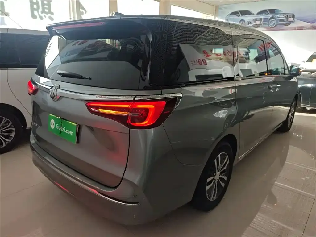 Buick GL8 2023 из CN, фото 4